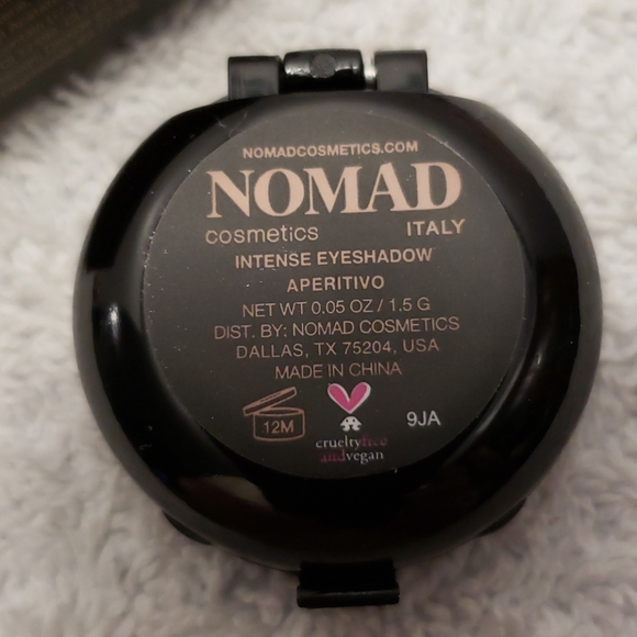 NIB Nomad Eyeshadow, Aperitivo, travel size 1.5g - Picture 4 of 5